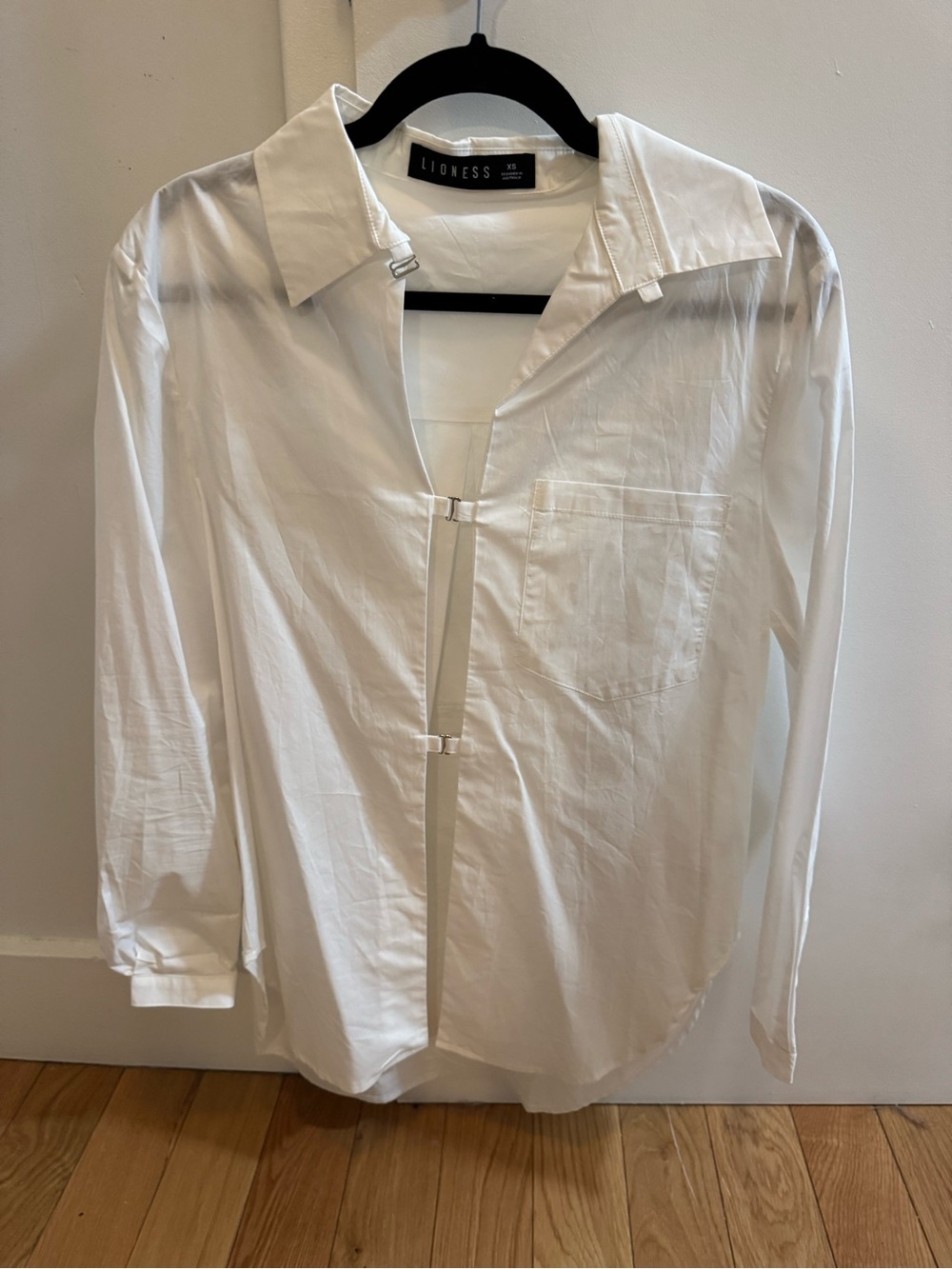 Lioness White Men's Long-Sleeve Modern Button Shirt